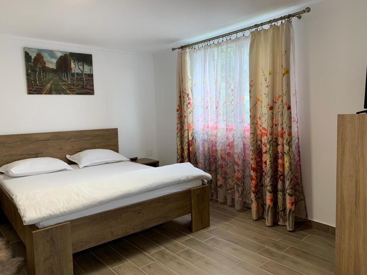 Appartamento Casa Anna&Criss Orşova Esterno foto
