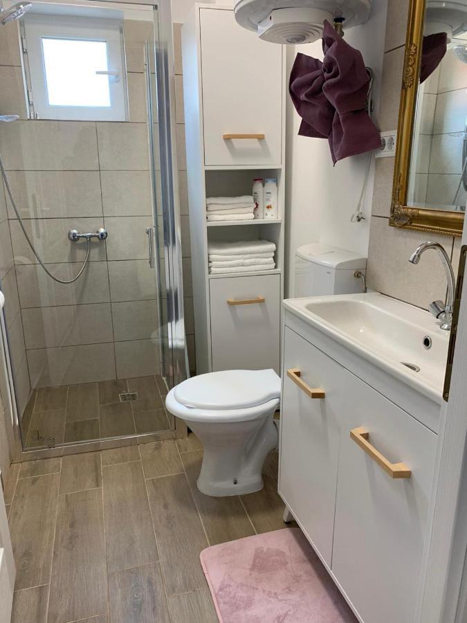 Appartamento Casa Anna&Criss Orşova Esterno foto