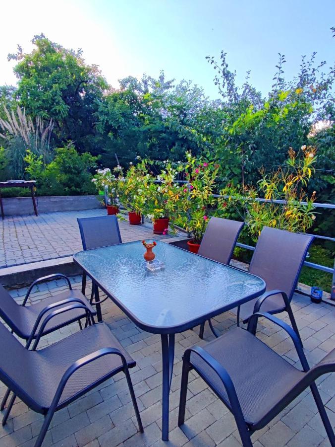 Appartamento Casa Anna&Criss Orşova Esterno foto